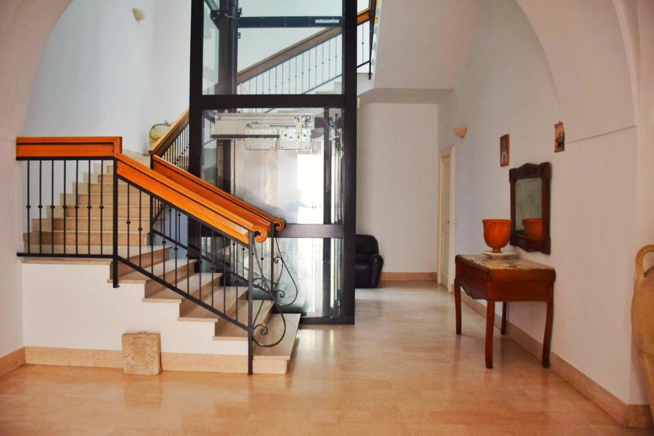 A Due Passi Dal Ponte Apartment - Affitti Brevi Italia กราวีนา อิน ปูเลีย ภายนอก รูปภาพ